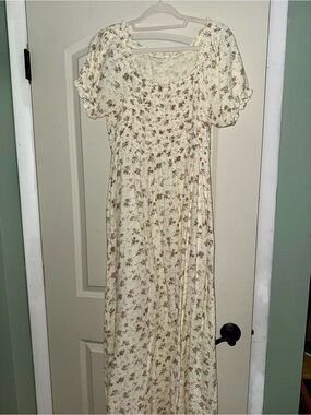 Worth Collective Emilia Smocked Maxi Dress in Ivory/Mauve Floral